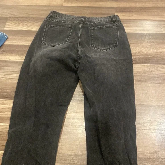 Black Jeans - Picture 2 of 6